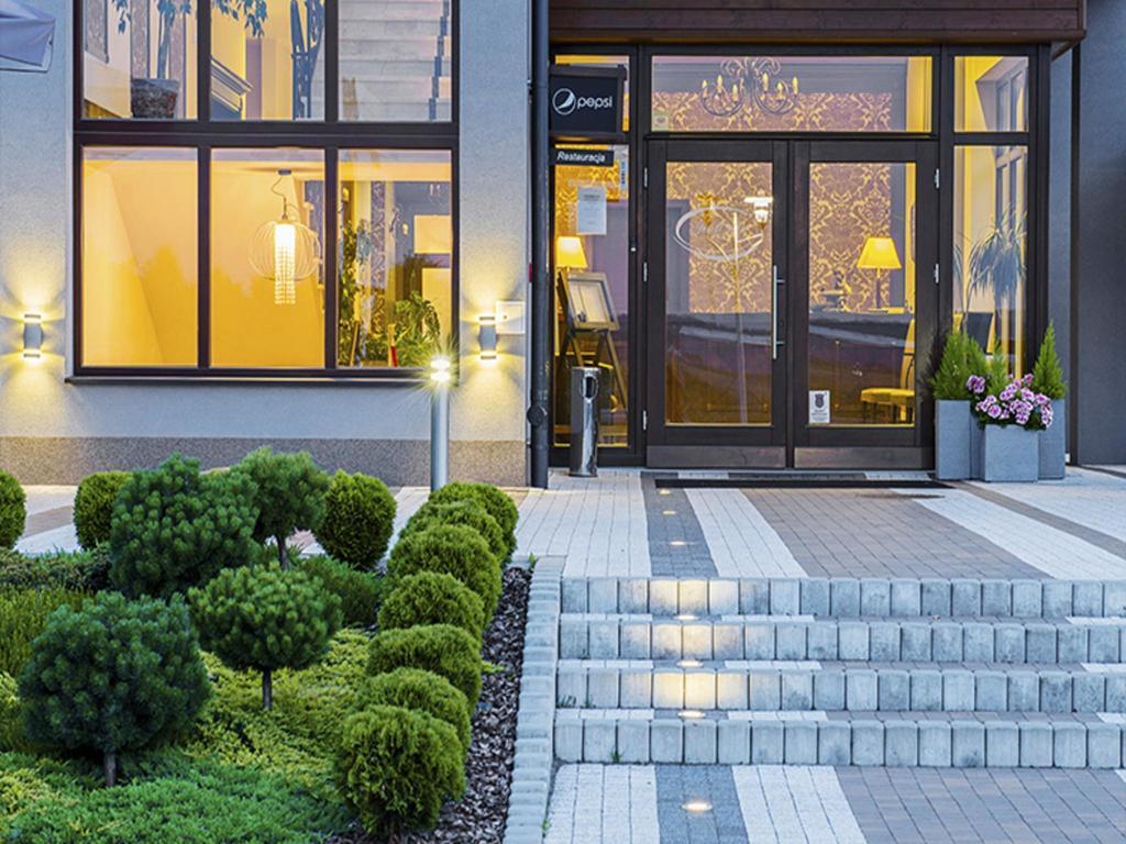Hotel Oriza Gdów Dış mekan fotoğraf