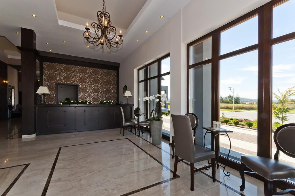 Hotel Oriza Gdów Dış mekan fotoğraf