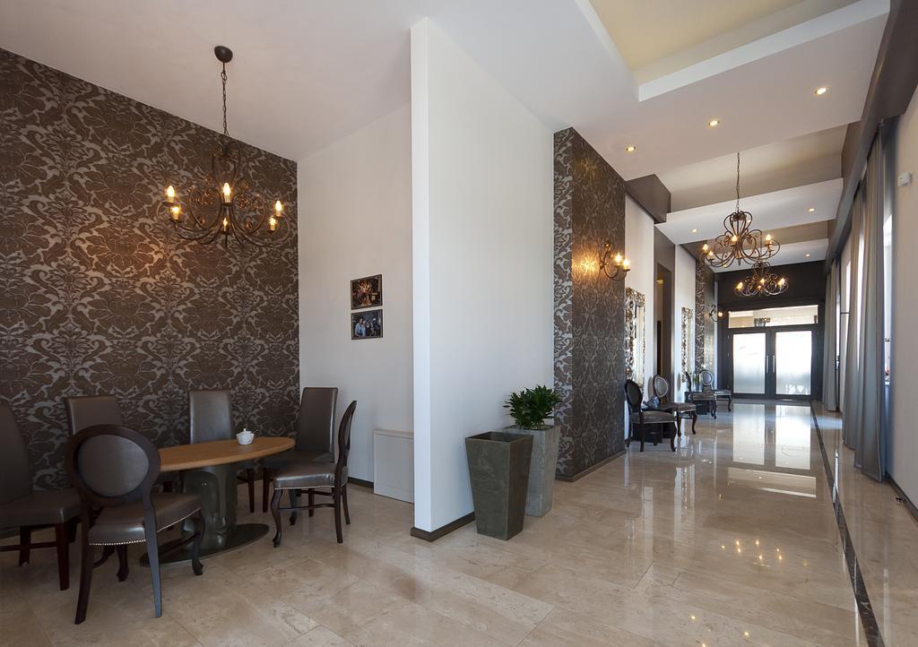 Hotel Oriza Gdów Dış mekan fotoğraf