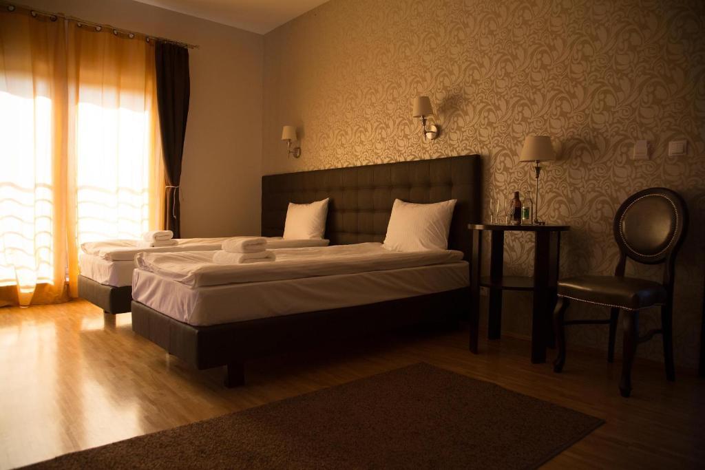 Hotel Oriza Gdów Oda fotoğraf
